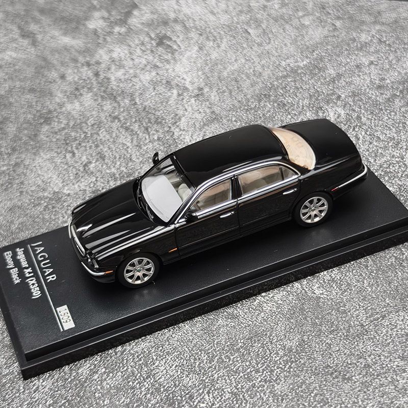 Модель автомобиля AR BOX Dieca – обзор и цена Die Cast Car 1 64